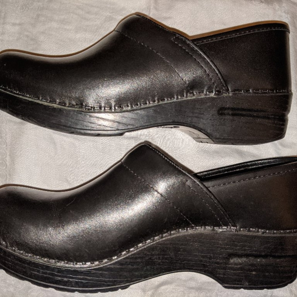 Dansko Clogs - Picture 6 of 7